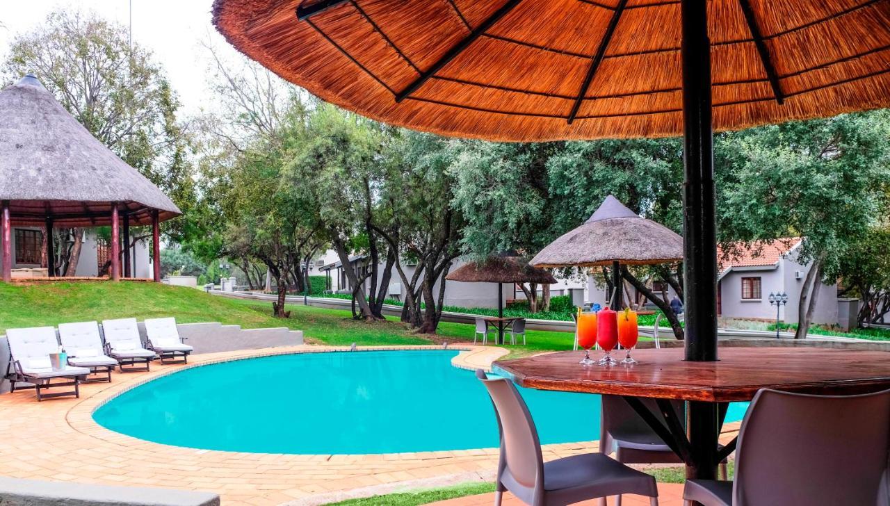 Premier Hotel Roodevalley Pretoria-Noord エクステリア 写真